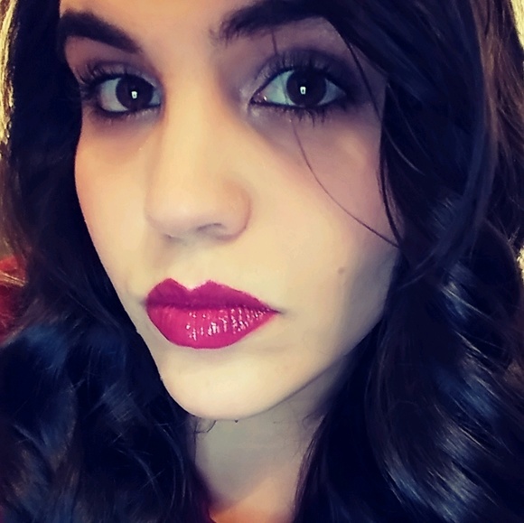 Meet your Posher, Lindsey - Picture 1 of 1